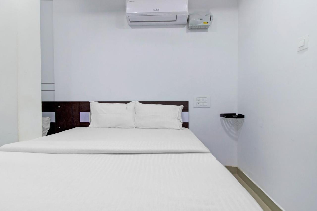Oyo Flagship 81436 Palace Lodge Mangaluru Exterior foto
