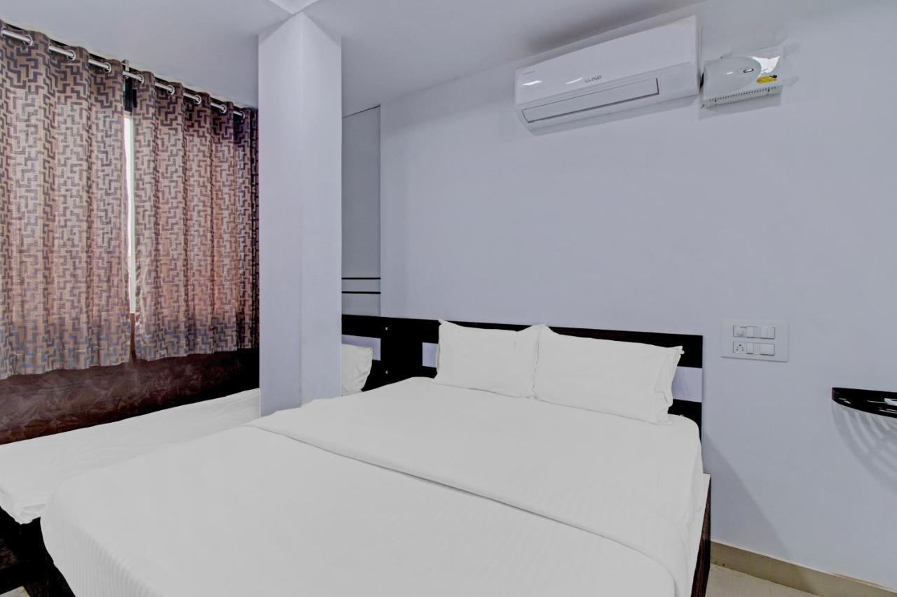 Oyo Flagship 81436 Palace Lodge Mangaluru Exterior foto