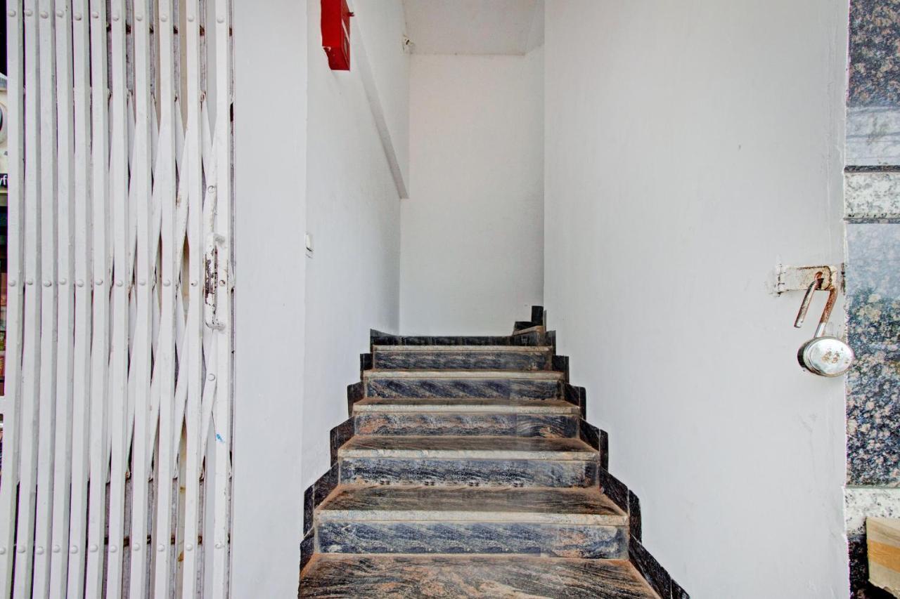 Oyo Flagship 81436 Palace Lodge Mangaluru Exterior foto