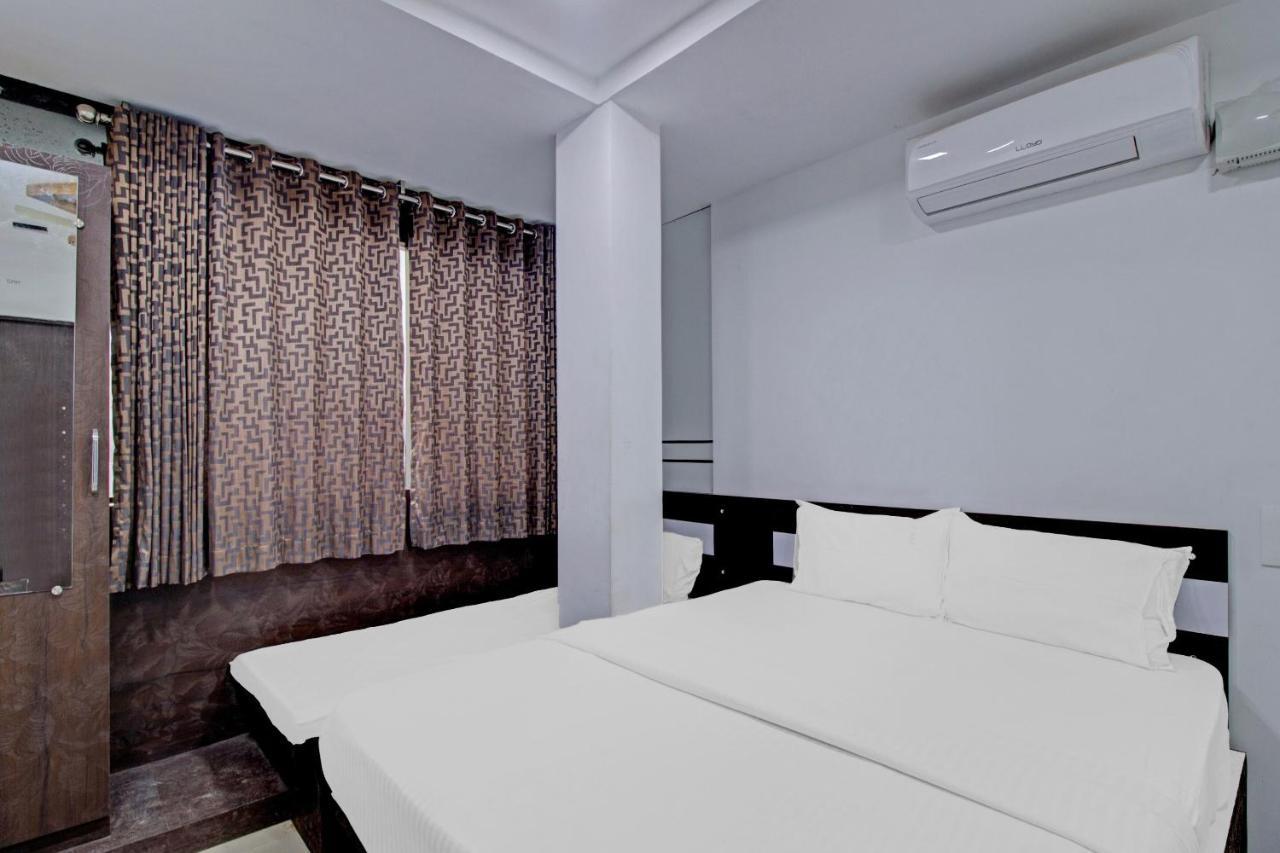 Oyo Flagship 81436 Palace Lodge Mangaluru Exterior foto