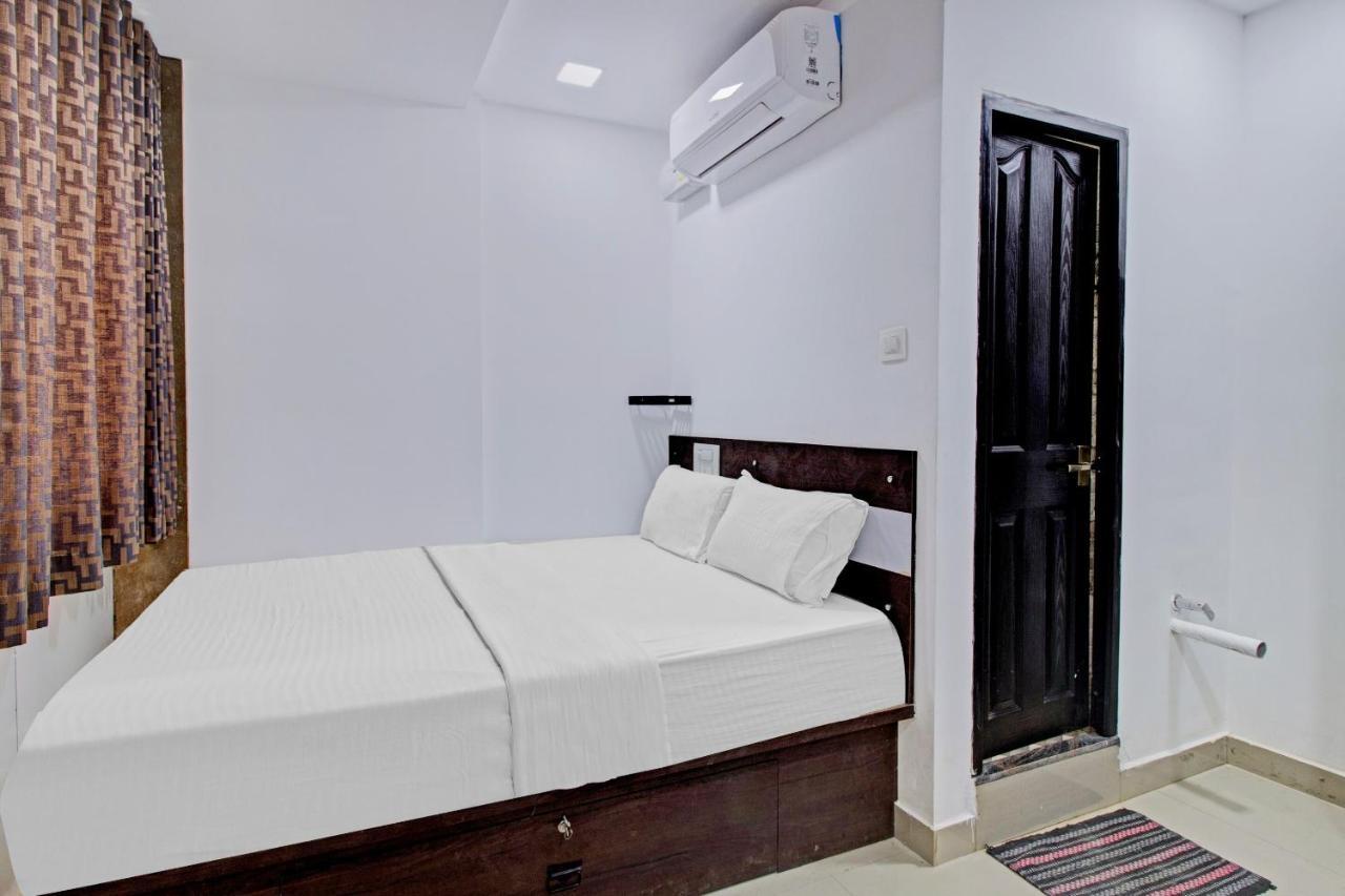 Oyo Flagship 81436 Palace Lodge Mangaluru Exterior foto